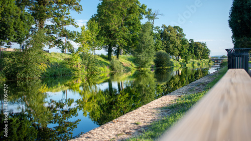 Fotografiet River of the loire roanne france, quai du canal