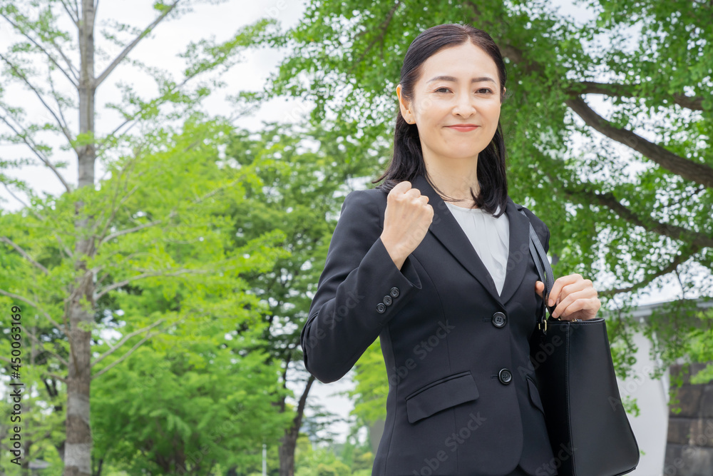 ミドル 女性 ビジネス ミドル 女性 ビジネス