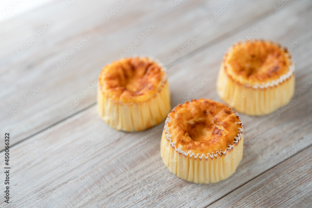 バスクチーズケーキ バスクチーズケーキ