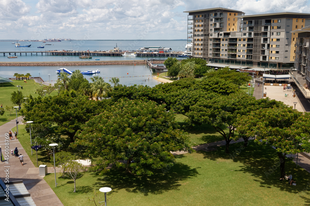 Nowoczesne osiedle mieszkaniowe w Darwin, na wybrzeżu