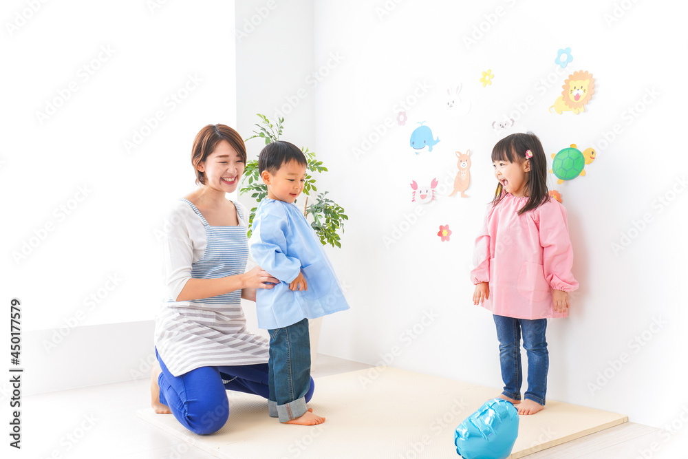 こども園・幼稚園・保育園・英語教室・習い事イメージ こども園・幼稚園・保育園・英語教室・習い事イメージ