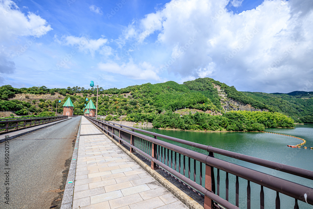 夏の鳴淵ダム　福岡県篠栗町　Narufuchi Dam in summer Fukuoka-ken Sasaguri-town