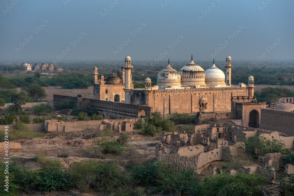 Abbasi Mosque is a mosque located close to Derawar Fort in Yazman Tehsil, within the Cholistan Desert in Bahawalpur District, Punjab province of Pakistan