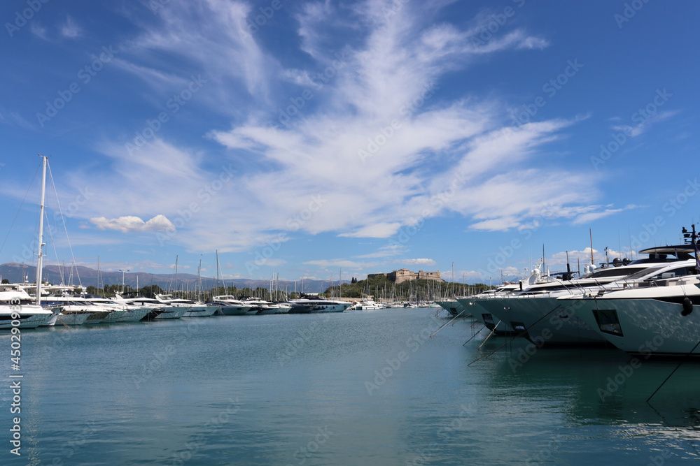 Port Vauban, Yachthafen in Antibes an der Cote d'Azur, Frankreich