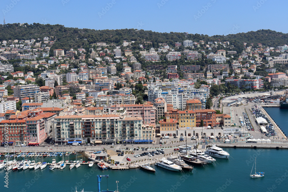Hafen und Yachthafen von Nizza, Frankreich