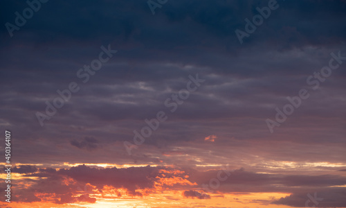 High resolution Sunset Sky background for Sky replacement - nature photography © 4kclips