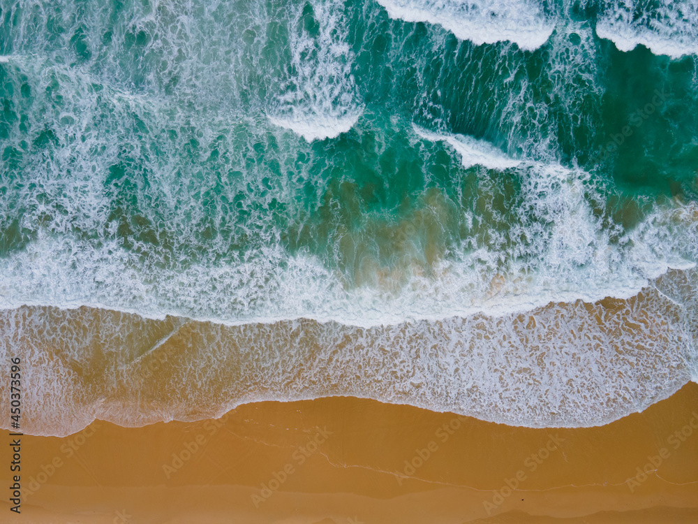 Fototapeta premium waves on the beach