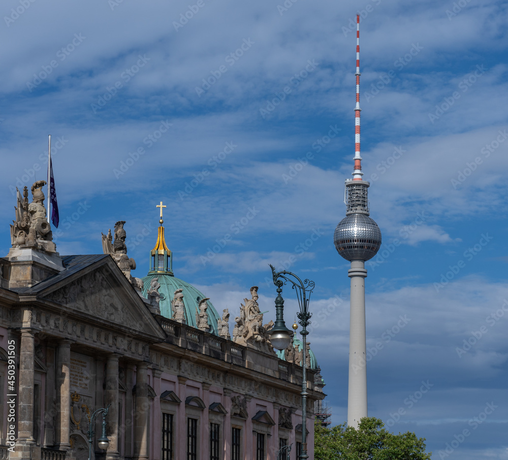 Obraz premium Glas ceiling construction of Humboldtforum in Berlin