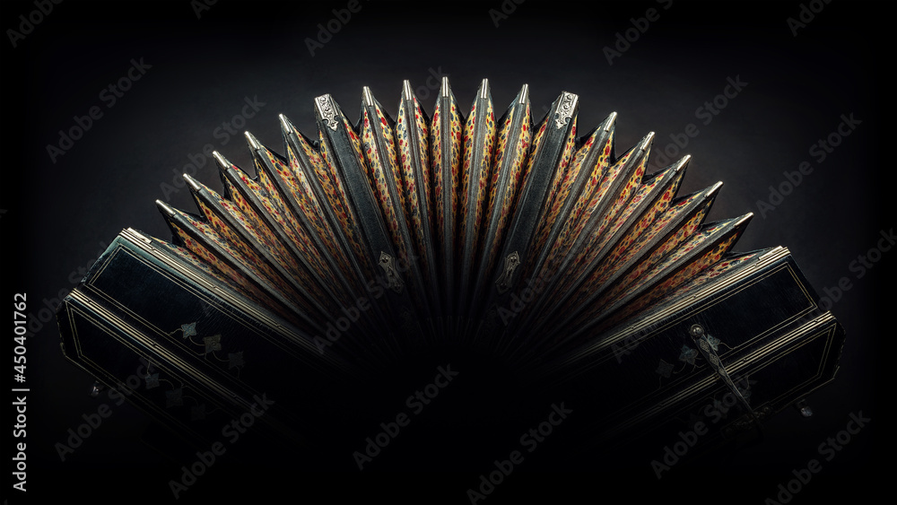 close up of an bandoneon