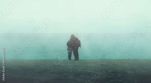 Personas mirando el Mar