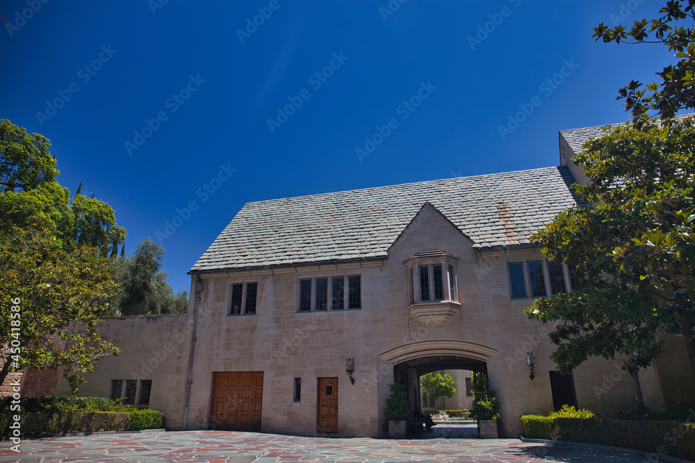 Los Angeles, Gatehouse greystone mansion & gardens  ロスアンゼルス、ゲートハウス