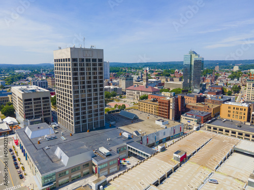 Konstfotografi Worcester city center aerial view including Mercantile Center building near city hall with modern skyline at background, Worcester, Massachusetts MA, USA