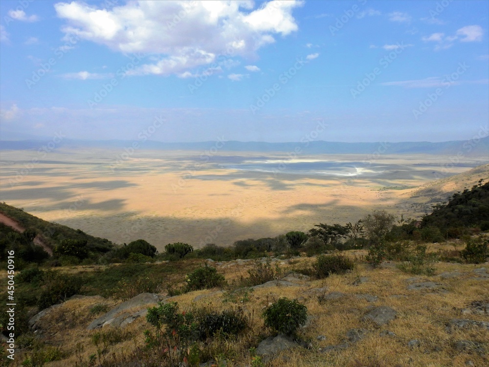 Fototapeta premium Into Ngoro Ngoro Crater