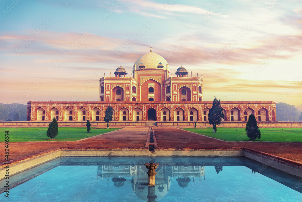 Obraz premium Humayun Tomb, beautiful UNESCO object, New Delhi, India