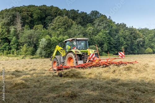 La moisson dans les champs