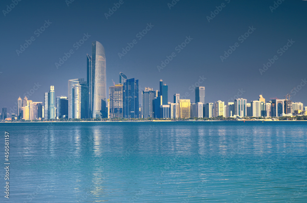 Fototapeta premium Abu Dhabi city skyline and skyscrapers - United Arab Emirates