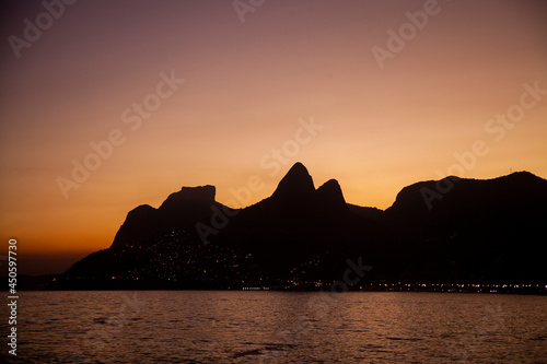 Morro Dois Irm  os - Rio de Janeiro - P  r-do-sol