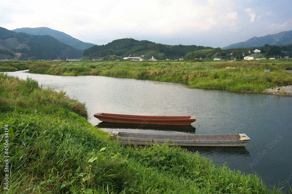 boat on the river　japan　日本　川　東北　岩手　陸前高田