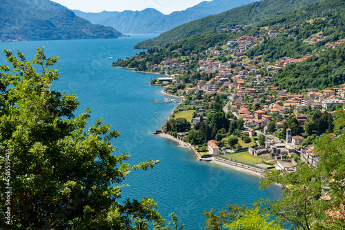 Fototapeta Naklejka Na Ścianę i Meble -  Musso, Lago di Como, Italy