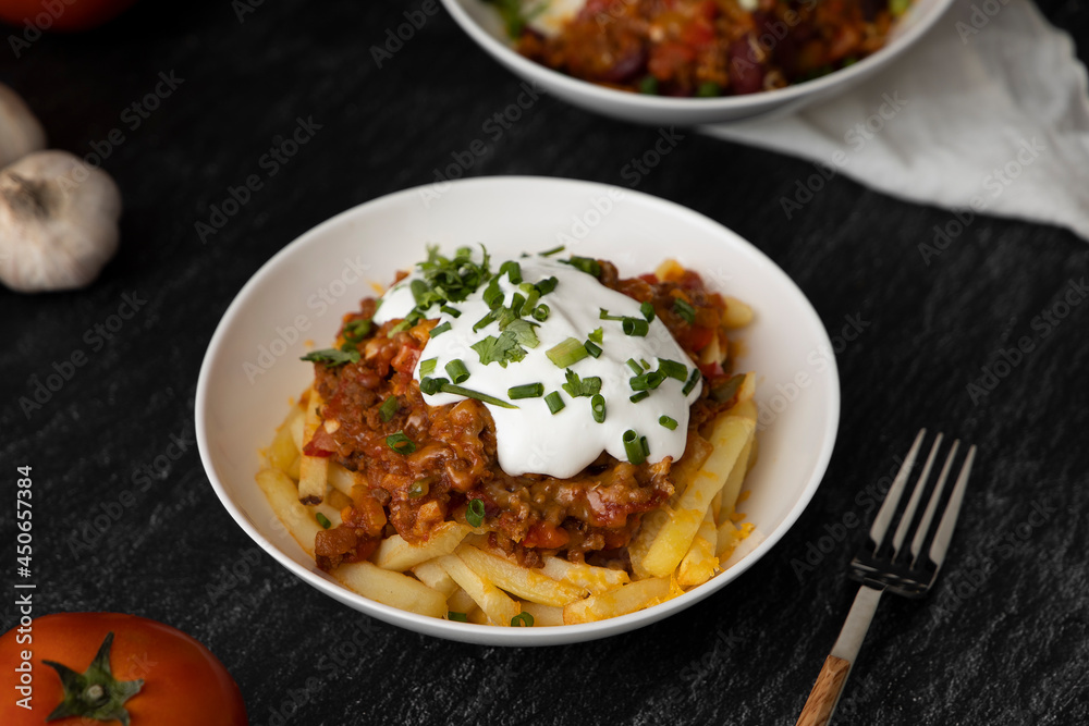 Chili Con Carne with sour cream