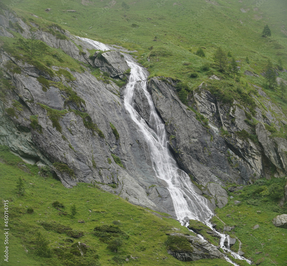 Obraz premium Iseltrail Hochgebirgs-Etappe: Wanderung zur Clarahütte