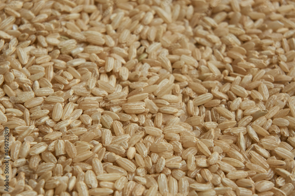Raw unprocessed brown rice 