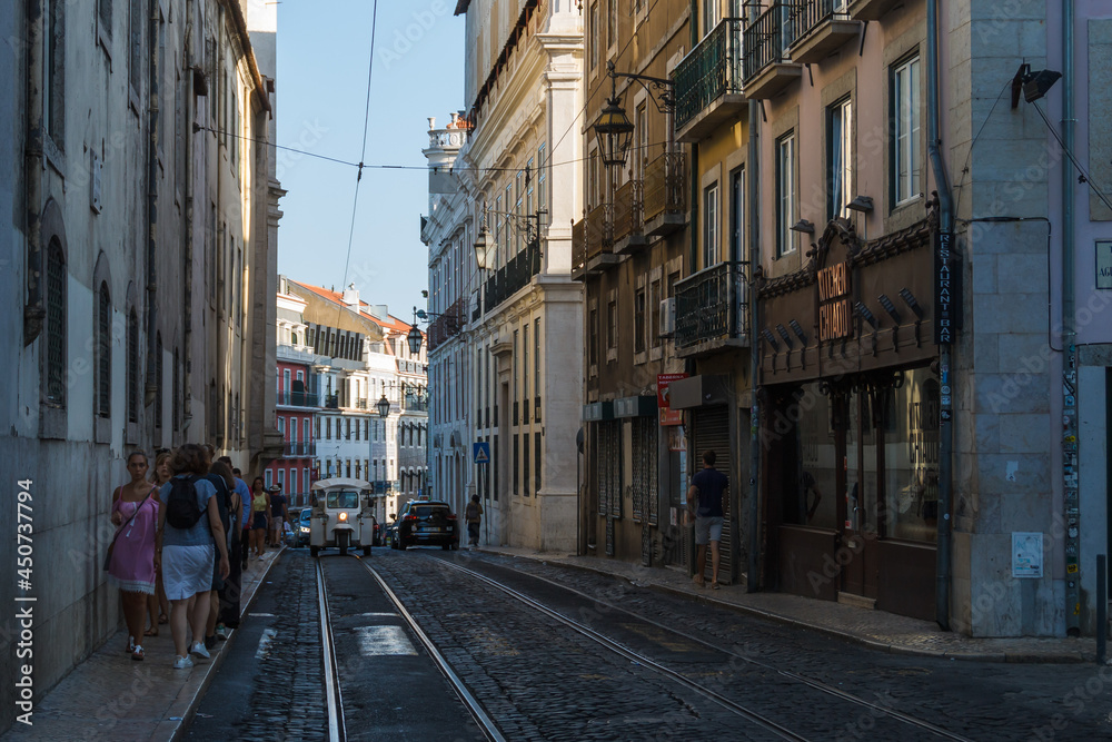 transport of tourists in the streets of lisbon