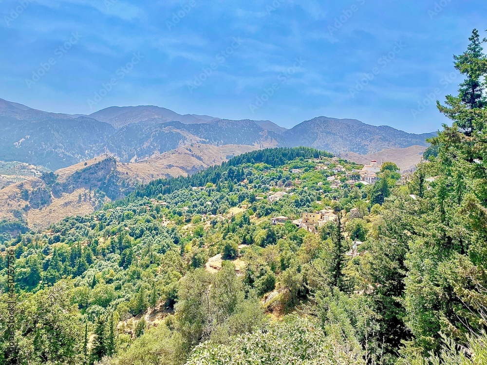 Naklejka premium landscape with mountains