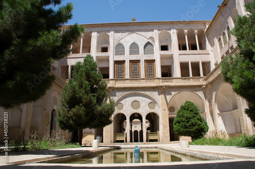 church of the holy sepulchre country