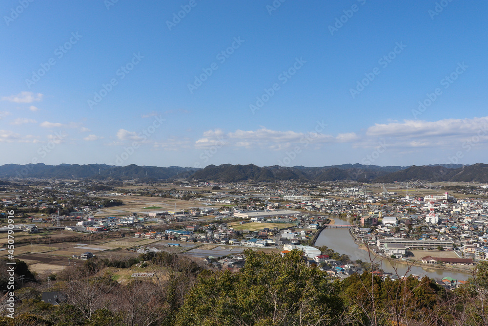 Fototapeta premium 鴨川の街並み（千葉県鴨川市）