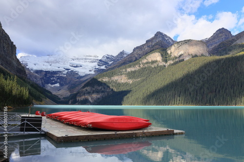 lake louise banff national park