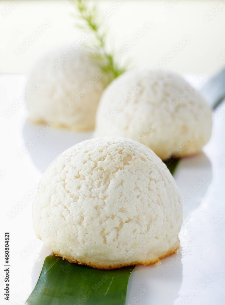 Delicious dessert, snow mountain bun
Delicious dessert, snow mountain bun