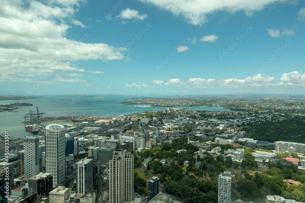 ニュージーランドのオークランドの観光名所を観光している風景 Scenery of sightseeing in Auckland, New Zealand.