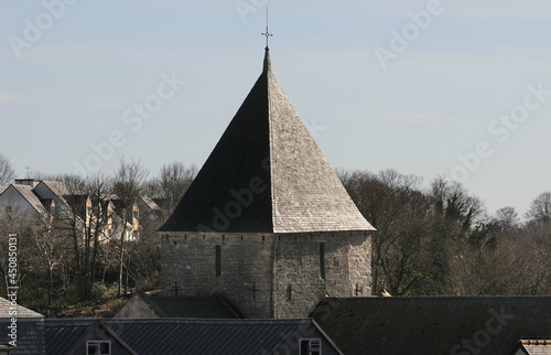Le clocher de l'église de locmaria de Quimper en Finistère Cornouaille Bretagne France 