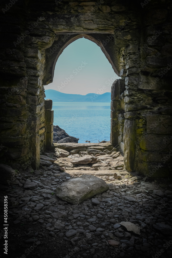Obraz premium View of the fortress, County Kerry, Ireland