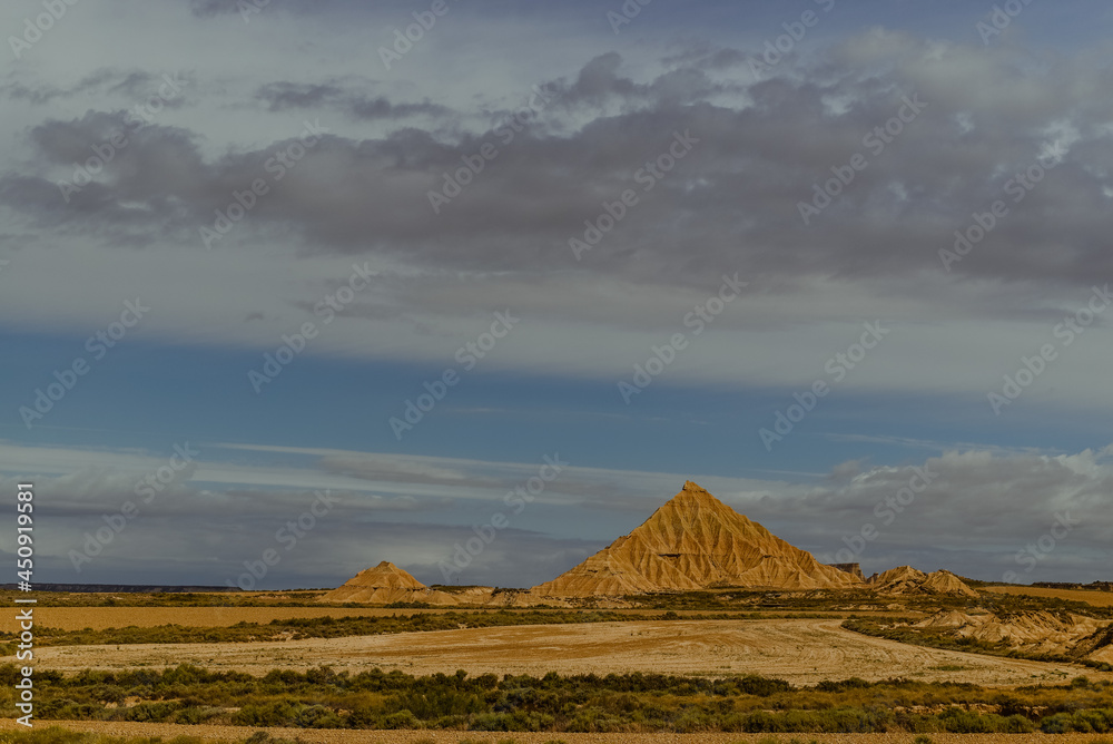Obraz premium Dramatic landscape in the Bardenas desert in Spain