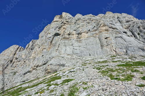 Randonnée dans le Vercors en France, la grande et la petite Moucherolles et le col des 2 sœurs