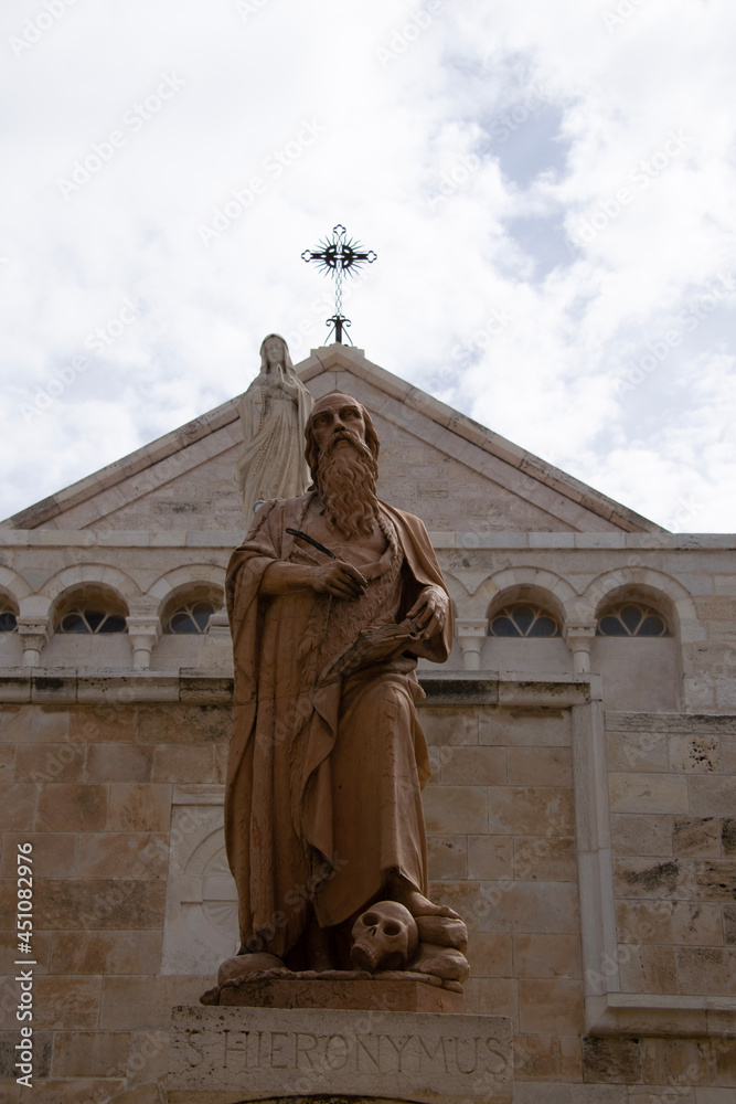 Fototapeta premium statue of jesus