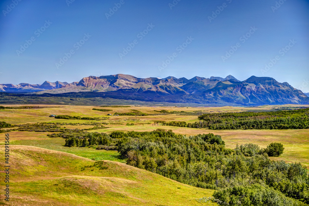 Fototapeta premium Landscape scenery around Waterton Lake in Southern Alberta