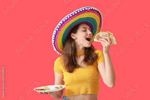 Beautiful young Mexican wom...