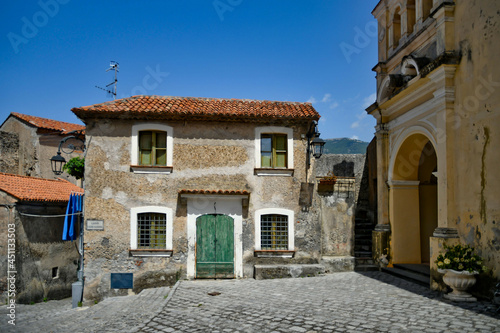 The facade of an old house in the historic center of Maratea, a medieval town in the Basilicata region, Italy. © Giambattista