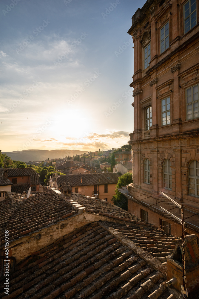 Obraz premium View of Perugia during a beautiful sunset