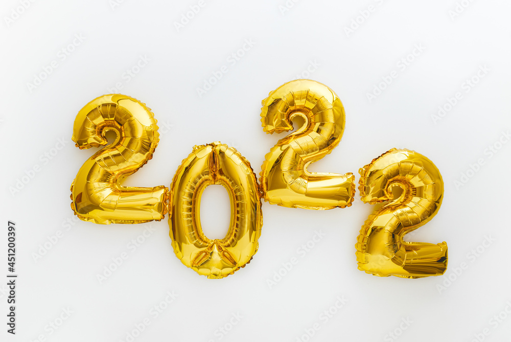2022 gold balloons text Happy New year eve invitation with Christmas gold foil balloons calendar. 2022 numeral balloon on white background for Christmas and new year celebration. Long web banner 2022 gold balloons text Happy New year eve invitation with Christmas gold foil balloons calendar. 2022 numeral balloon on white background for Christmas and new year celebration. Long web banner