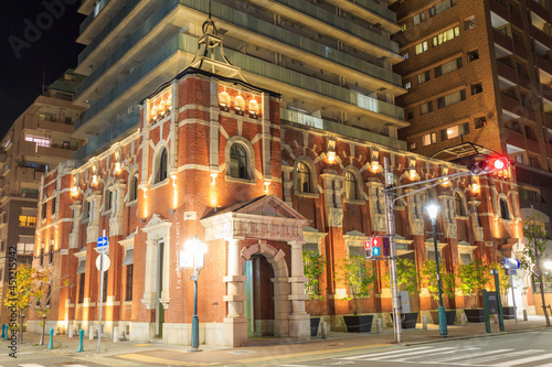 神戸・みなと元町駅