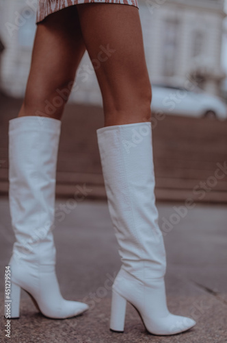 Female white fashion high boots