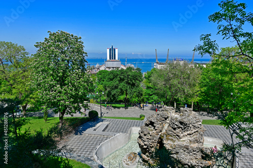 Not so long ago, a park was restored on Primorsky Boulevard, which since 2013 has been called Istanbul. It received its current name in honor of its sister city. photo