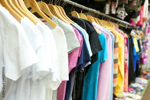 Clothing Store © BillionPhotos.com