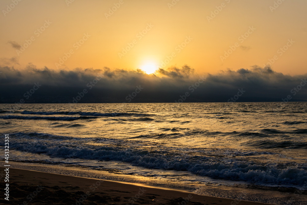 Fototapeta premium Beautiful sunrise over the Black sea in Bulgaria