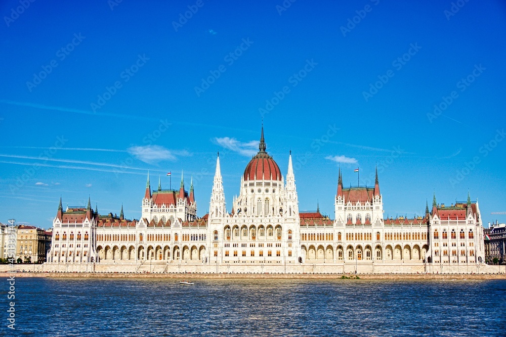 Obraz premium Beautiful Parliament building in Budapest Hungary with amazing blue sky