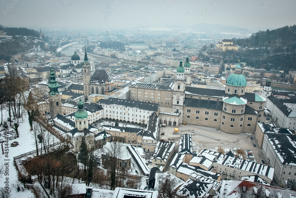 Winter view from the castle in salzburg to the city center - obrazy, fototapety, plakaty 